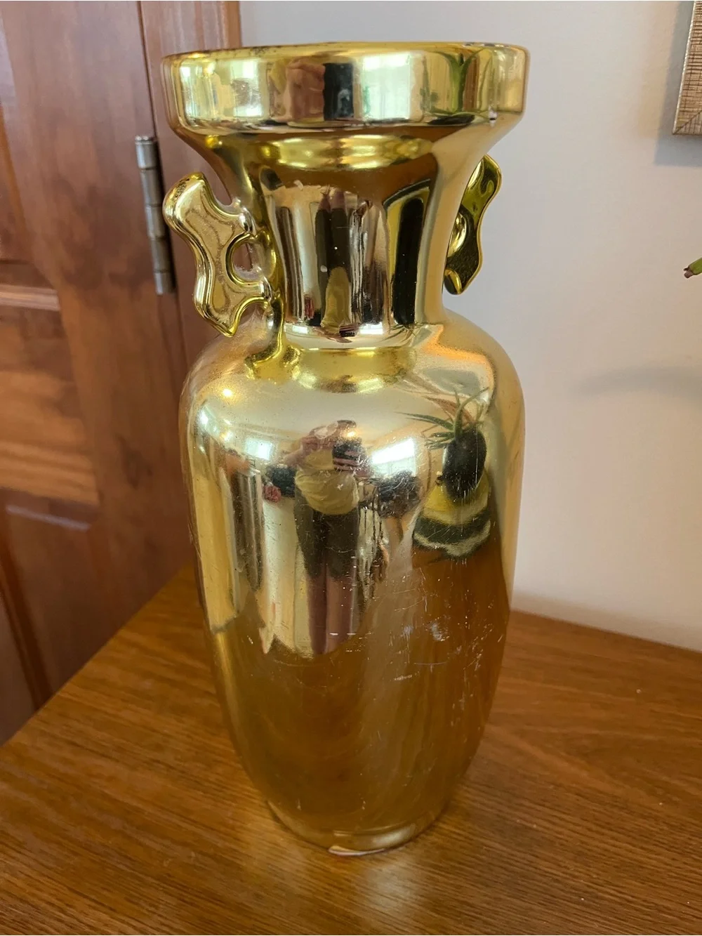 N/A elegant gold